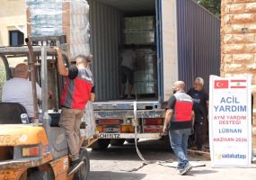 مساعدات إنسانية جديدة إلى لبنان