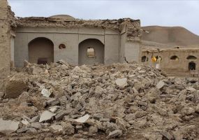 زلزال بقوة 5.9 درجة يهز أفغانستان: وفاة أكثر من 1500 شخص